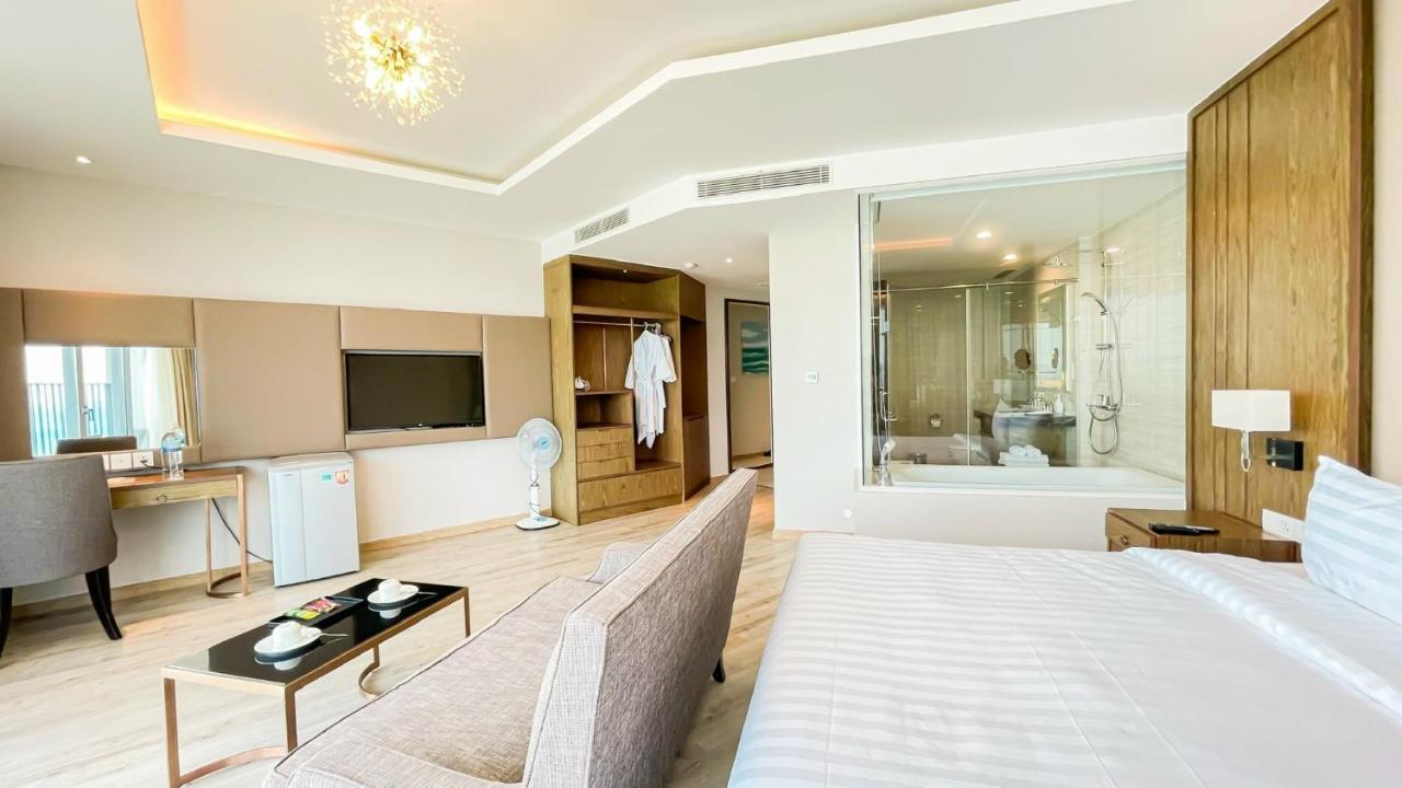 Rollton Ocean View Apartment Nha Trang Buitenkant foto