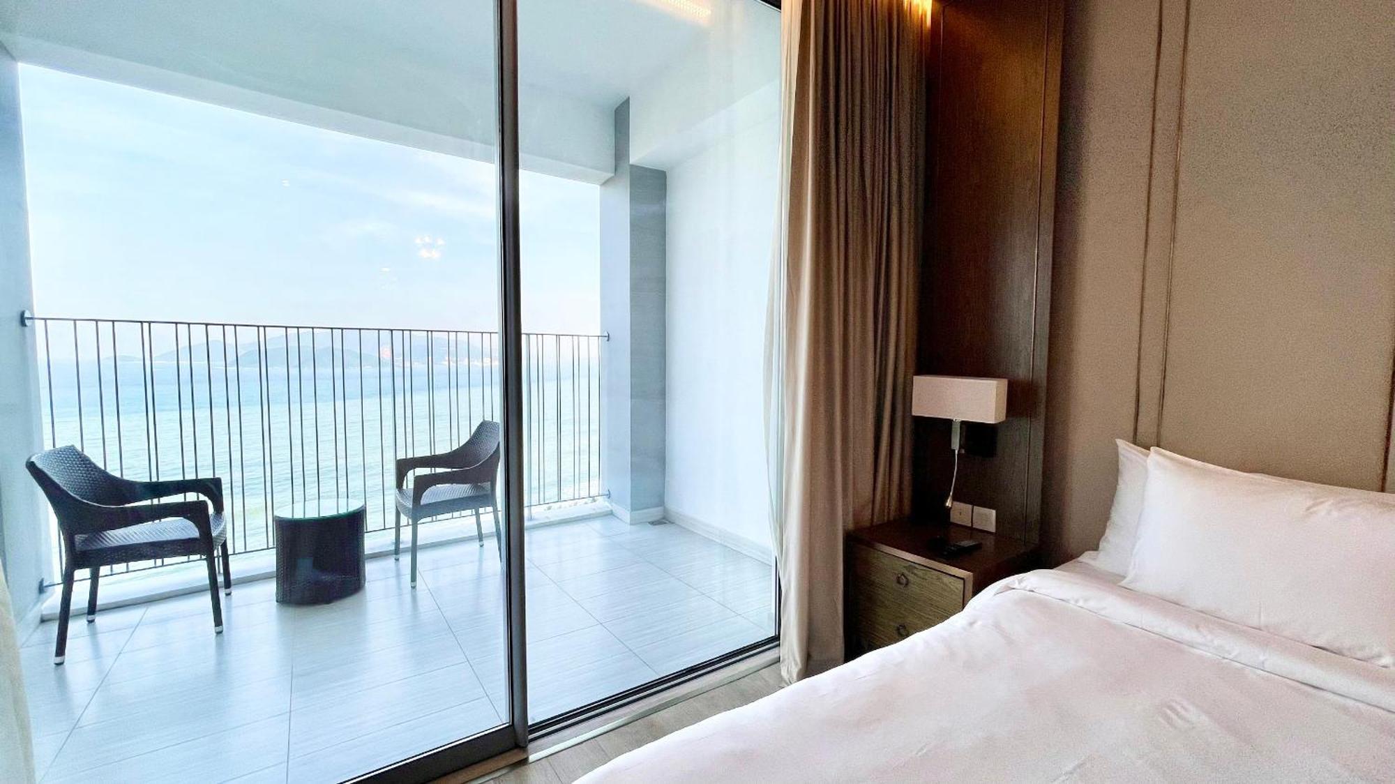 Rollton Ocean View Apartment Nha Trang Buitenkant foto