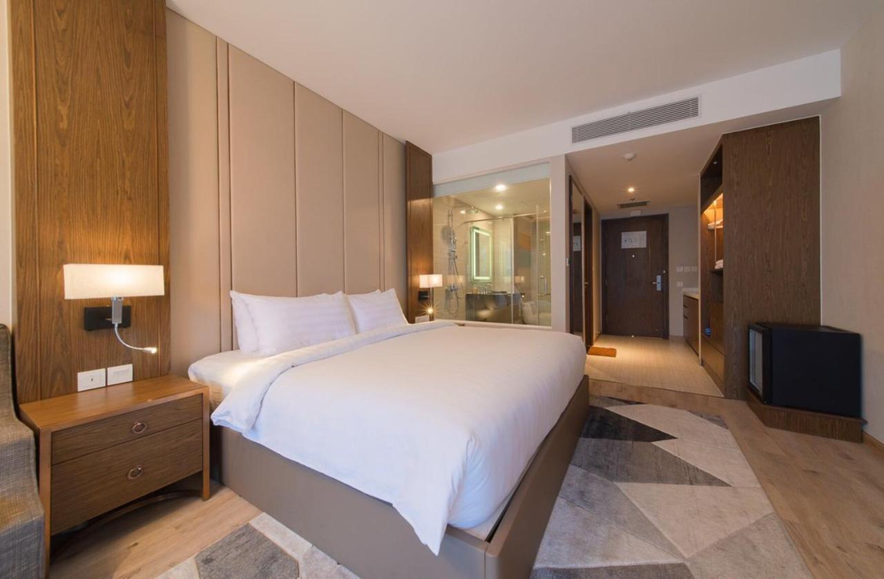 Rollton Ocean View Apartment Nha Trang Buitenkant foto